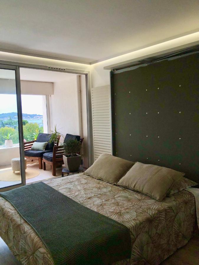 Charme & Calme-Tamaris- Studio Vue Mer - Piscine - Le Petit Olivier Sur Mer Ла-Сейн-сюр-Мер Экстерьер фото